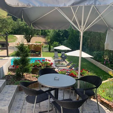 Smaragdis Villa