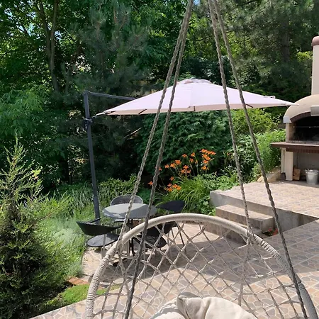 Smaragdis Villa *